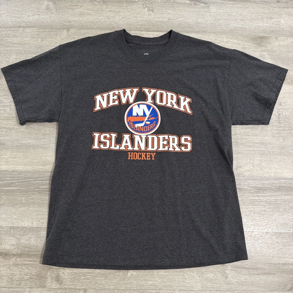 New York Islanders Shirt Men’s Large NHL Hockey Gray Collegiate Team Logo